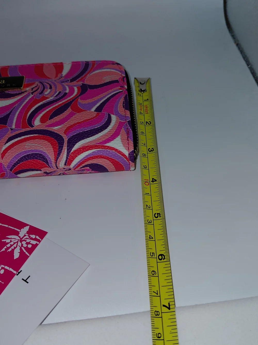NIB Trina Turk Sea Anemone Large Zip-Around Wallet! Pink White Lavender Floral💕